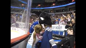 Search, discover and share your favorite canucks mascot gifs. Vancouver Canucks Mascot Fin Loves To Eat Kids Open Practice 2010 Youtube