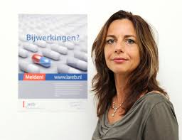 How much of lareb khan's work have you seen? Annemiek Overleed Na Haar Vaccinatie Neem Ons Verhaal Serieus Scheep Ons Niet Zomaar Af Foto Ad Nl