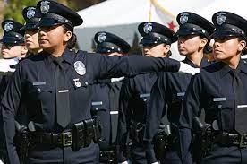How much money do cops make a week. Salary Join Lapd
