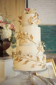 Gorgeous Wedding Cakes With Gold Details Modwedding Bolo De Casamento Bolos Decorados De Casamento Ideias De Bolo De Casamento