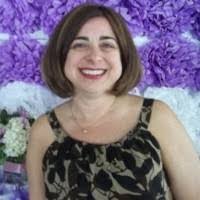 Amber Mcnaughton's Instagram, Twitter & Facebook