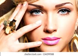 13+ Thousand Model Ring Golden Royalty-Free Images, Stock Photos & Pictures 