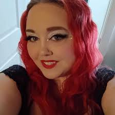 Cinda Starr (@showgirlsuccubus) • Facebook