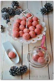Truffes Au Chocolat Blanc Et Biscuits Roses Recette Truffes Au Chocolat Truffe Chocolat Blanc Biscuit Rose De Reims