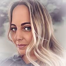 Candace Tinsley's Instagram, Twitter & Facebook