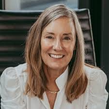 Cassandra Chastain's Instagram, Twitter & Facebook