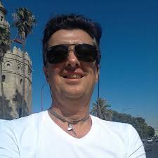 A Valeria Teodonio, giornalista di la Repubblica.it è stata assegnata una  menzione nella III edizione del Premio Giornalistico Estra per lo Sport,  per aver narrato, attraverso una coinvolgente web serie in tre