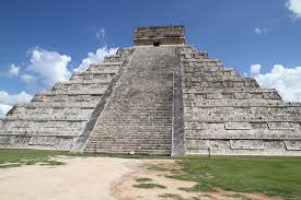 Pyramid At Chichen Itza Yucatan Peninsula Mexico Did U Know Amazing And Interesting Facts About World