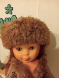 Abrigo y gorro Nancy marrón de segunda mano por 10 EUR en Narón en WALLAPOP