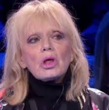 In 1962 she participated in, and won, the first festival degli sconosciuti (festival of the unknown), a song competition for amateur artists. Rita Pavone E Achille Lauro Home Facebook