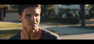 Robbie Amell