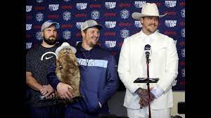 Taylor lewan is making wide receiver money. Taylor Lewan Celebrates Contract Extension In Style Youtube