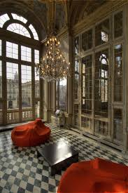 Palazzo Madama Turin La Veranda Ornate Molding Plaster Black White Floors Love The Arched Windows Red Chairs Lounge In Palazzi Case Da Sogno Architettura