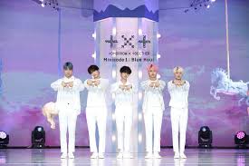 67 kg (147 lbs) blood type: Minisode 1 Blue Hour Txt S Short Tale Told In The Era Of Covid 19 Entertainment The Jakarta Post