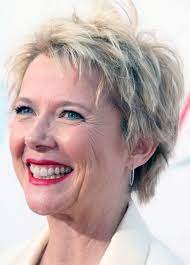 Short Hairstyles For Women Over 60 Womens Hairstyles Older Women Hairstyles Thin Hair Styles For Women