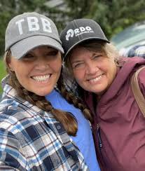 Class of 2027 had their commitment to graduate ceremony ! It was kinda hard  to hear in just 3 years she will be graduating. Wow 😯 so not ready.  @hailey_ak15 continue to