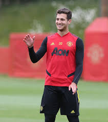 Prueba nuestro complemento de navegador para descargar audio y video en un solo clic. Diogo Dalot On Twitter Manutd