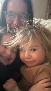 During such a year as 2020, I have become even more grateful for all the  light bringers in my life! ☀️ ____ “Be around the light bringer's, the  magic makers, the world