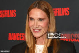 3,246 Kelly Lynch Photos Stock Photos, High-Res Pictures, and Images