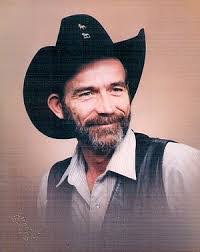 Jackie Walraven's Instagram, Twitter & Facebook