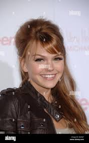 Aimee young hi-res stock photography and images