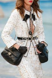 Chanel Spring 2019 Ready To Wear Fashion Show Vogue