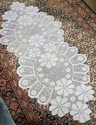 Caminho De Mesa Em Barbante Com Um Barbante Mais Grosso Pode Ser Um Lindo Tapete Tambem Filet Crochet Tig Isi Sablonu Tig Motifleri