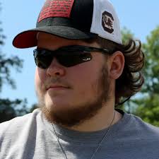 Why are some Ford F-Series tailgates heavier than others?