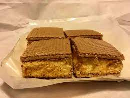 Benvenuti nel fantastico mondo della pasticceria, dove ogni goloso è ammesso e dove possono avverarsi i sogni più peccaminosi degli amanti dei dolci. L Arte Svizzera Degli Amor Da Cent Anni A Borgotaro