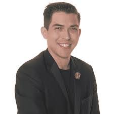 Kyle Groom's Instagram, Twitter & Facebook