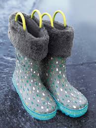 Des Bottes En Caoutchouc Qui Changent De Couleur Quand Il Pleut Trop Magique Le Plus La Chaussette Amovible En Polaire Bottes Caoutchouc Chaussure Bottes