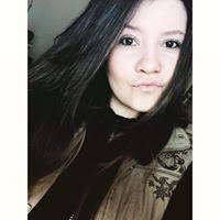 Carol Arroyo's Instagram, Twitter & Facebook