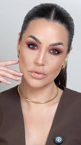 Bruna Malheiros Makeup added a...