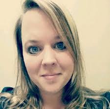 Ellen Penton's Instagram, Twitter & Facebook