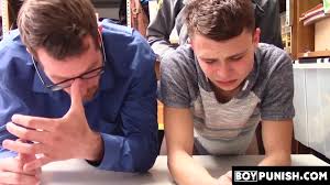 BoyPunish.Com - Twink Thiefs Double Penetration Punishment: Raw Fucked And  Stuffed By Daddy Officer - Homosexuell Porno