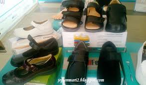 Get ready to roam with metatarsal support sandals. Kasut Medifeet Di Wangsa Maju Jepun Mari