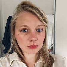 Helena Schulz's Instagram, Twitter & Facebook