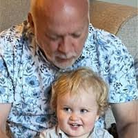 Robin Beal's Instagram, Twitter & Facebook