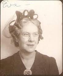 Eva Victoria Barr Schweitzer (1898-1986)