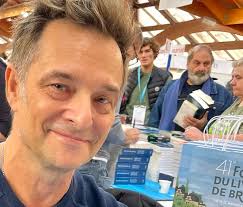 David Hallyday a fait appel à son fils Cameron Smet pour rendre hommage à  Johnny : confidences familiales en vue ! Voir le 1er c🗯️mmentaire