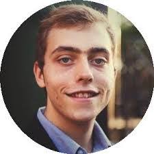 Peter Licari's Instagram, Twitter & Facebook