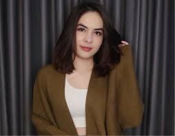 Maybe you would like to learn more about one of these? Potret Cantik Steffi Zamora Yang Dikabarkan Dekat Dengan Niko Al Hakim Kumparan Com
