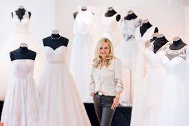 Exklusive modelle, die zum jeweiligen individuellen typ passen, tragen viel zum. Das Hochzeitshaus In Viernheim Werbung Da Markennennung Unbezahlt Kleid Hochzeit Braut Brautjungfern