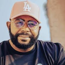 Phillip Bullard's Instagram, Twitter & Facebook