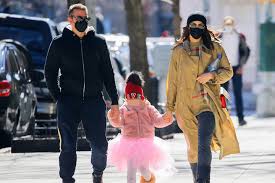 Y es que aunque al principio su separación fue bastante polémica. Ja 29 Grunner Til Lea De Seine Shayk Cooper She Is Of Russian Descent From Her Mother S Side And Is An American Form Her Father S Side Pomerantz84752