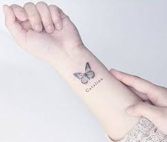In a variety of styles, sizes of small tattoos most people who like small tattoos will usually have it on the wrist. Butterflytatto Mermaidtatto Motherdaughtertatto Tattominimaliste Butterfly Wrist Tattoo Butterfly Tattoo Tattoos