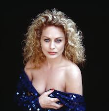 Beverly D Angelo Classic 1991 Lynn Goldsmith PS - 6 photos