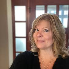 Lana Mcallister's Instagram, Twitter & Facebook