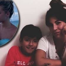 Gianinna maradona no tiene buena relación con sergio el kun aguero, con quien salió durante 4 años y con el que tuvo a su hijo benjamín. Llamativa Definicion De Gianinna Maradona Sobre Las Vacaciones Del Kun Aguero Con Su Nueva Novia Y Su Hijo
