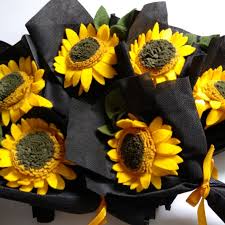Bunga matahari adalah bunga cantik berwarna kuning cerah yang tinggi batangnya dapat. Felt Flower Bunga Flanel Sunflower Desain Kerajinan Tangan Barang Aksesoris Kerajinan Di Carousell